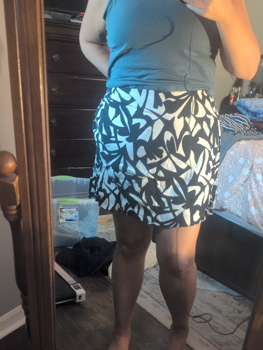 a new day Black & White Abstract Ruffle Mini Skort